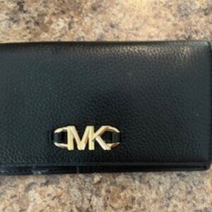 Black Michael Kors Wallet